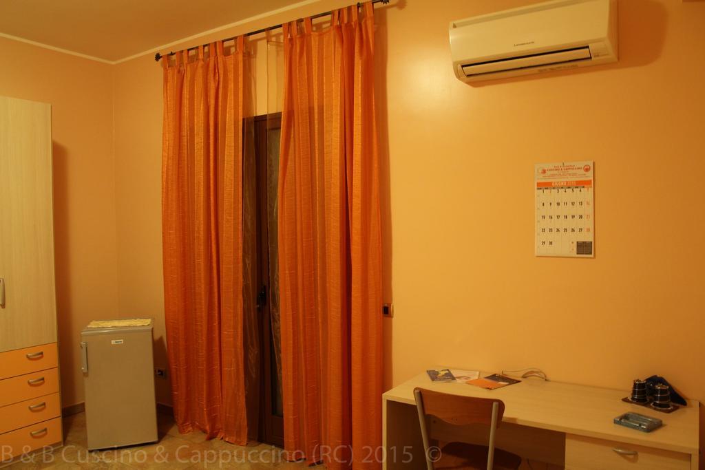 Cuscino & Cappuccino Bed & Breakfast Reggio di Calabria Phòng bức ảnh